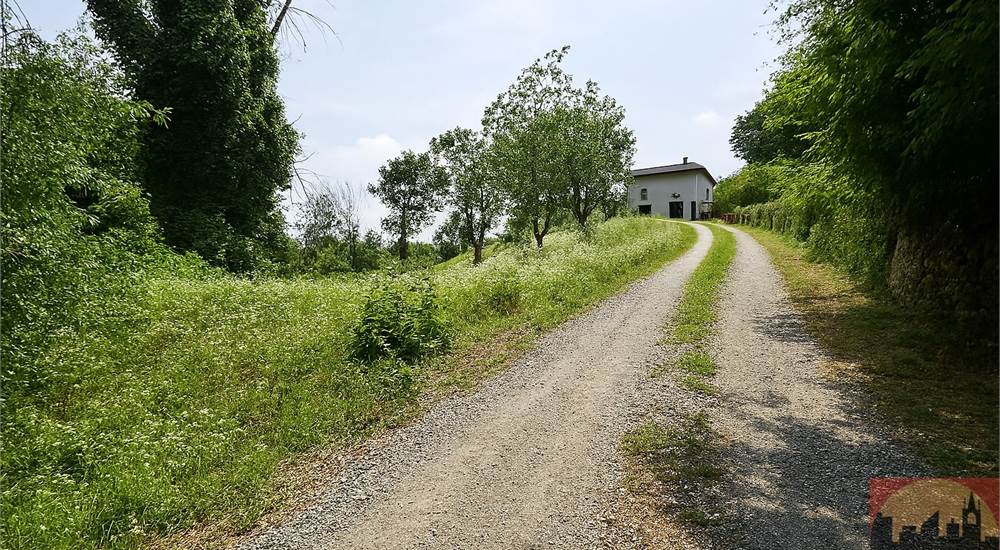 Strada privata di accesso
