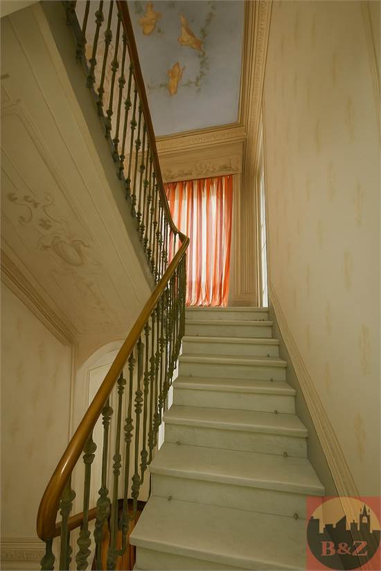 Villa d'epoca Prima scala interna