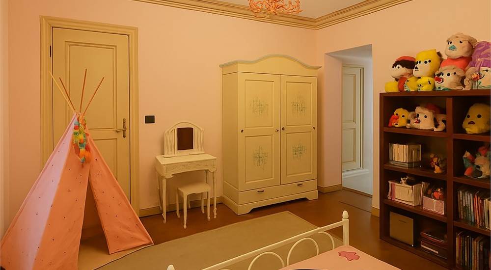 Villa d'epoca Camera bimbi