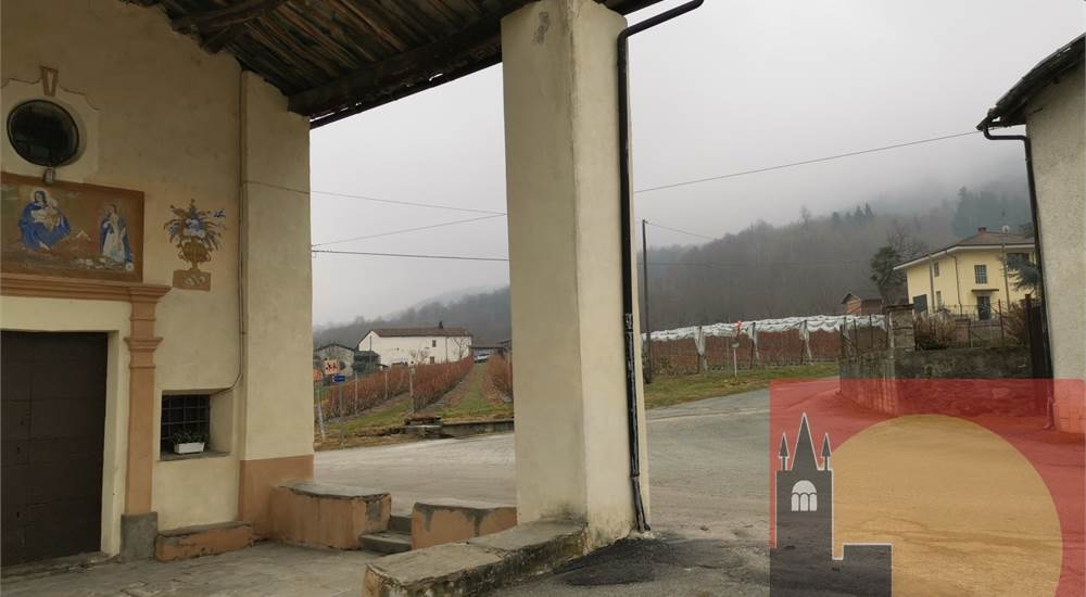 ACCESSO 8 girare a destra in Via Castel Grup
